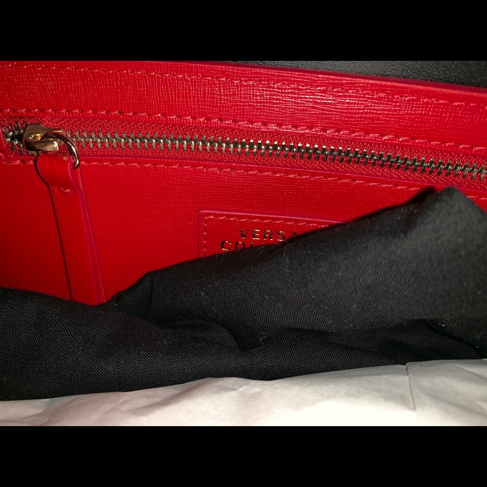 Versace Collection - Picture 6 of 7